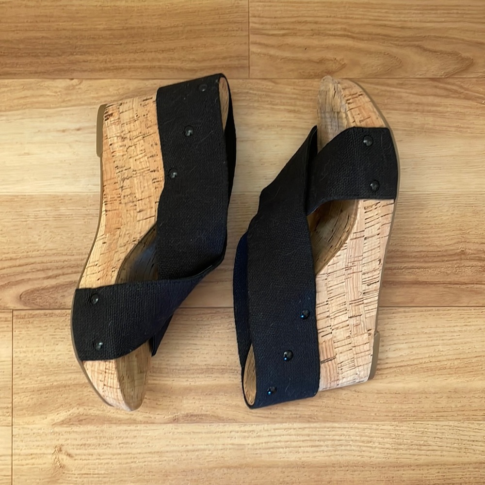 Lucky Brand black wedges